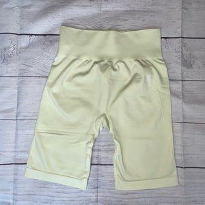 NWOT Women's Gymshark Flex Cycling Shorts
